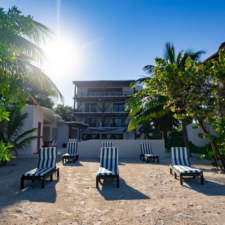 הולבוקס איילנד Beach Front Hotel Boutique Dk House מראה חיצוני תמונה