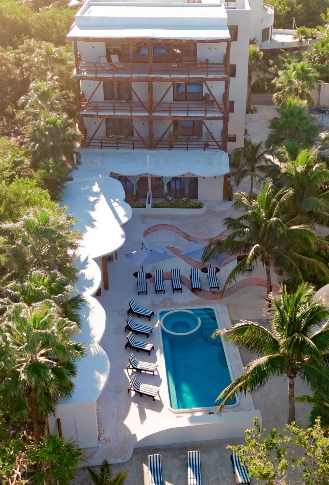 הולבוקס איילנד Beach Front Hotel Boutique Dk House מראה חיצוני תמונה