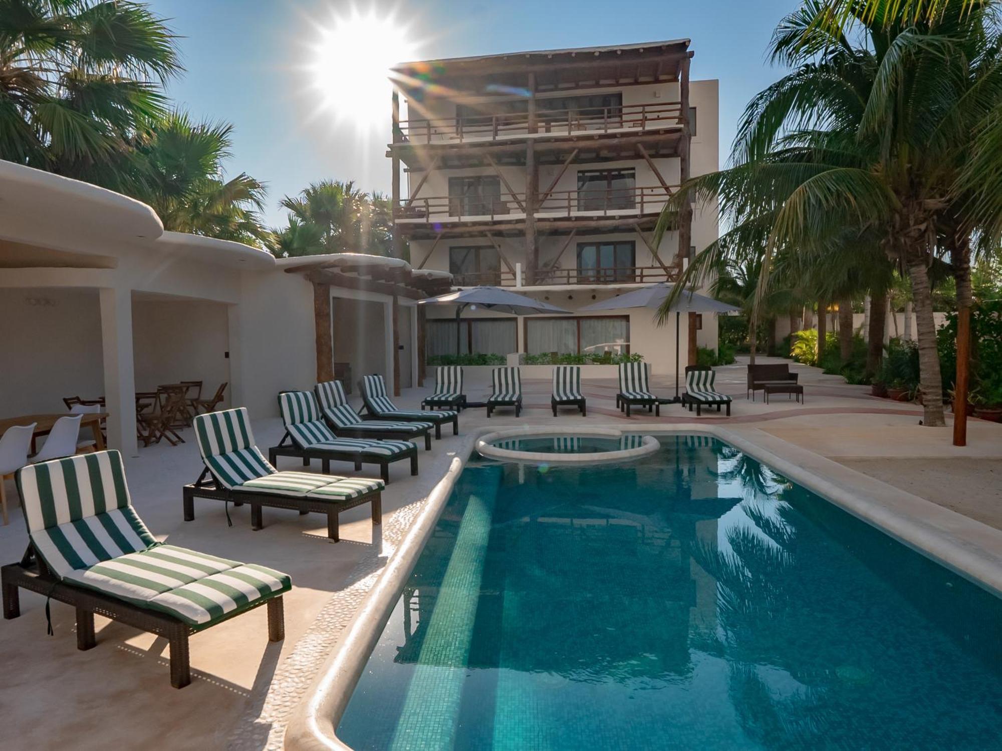 הולבוקס איילנד Beach Front Hotel Boutique Dk House מראה חיצוני תמונה