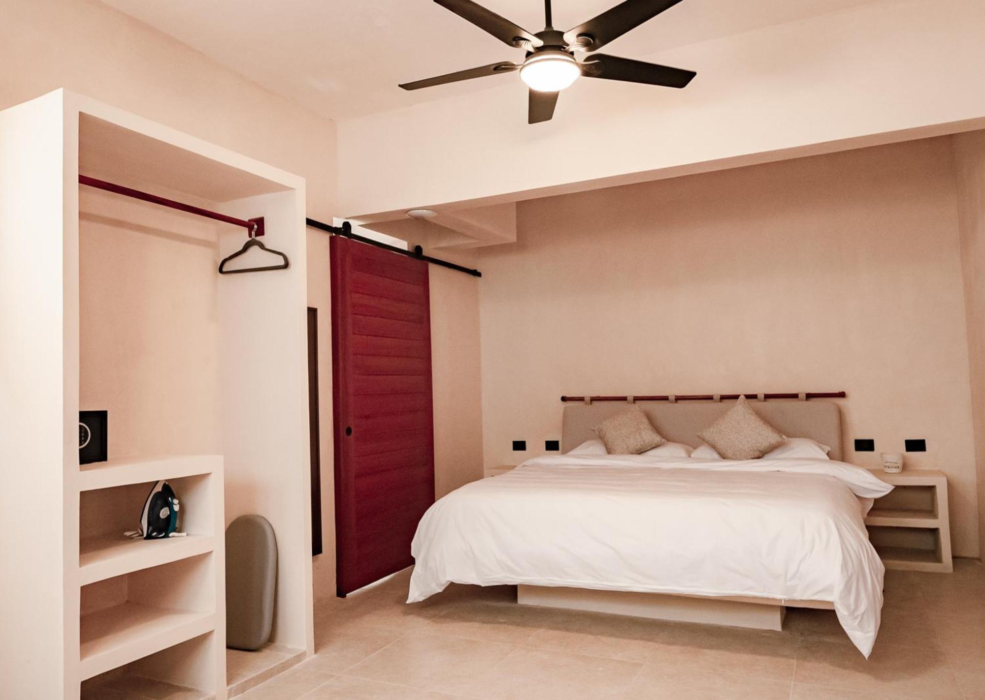 הולבוקס איילנד Beach Front Hotel Boutique Dk House מראה חיצוני תמונה