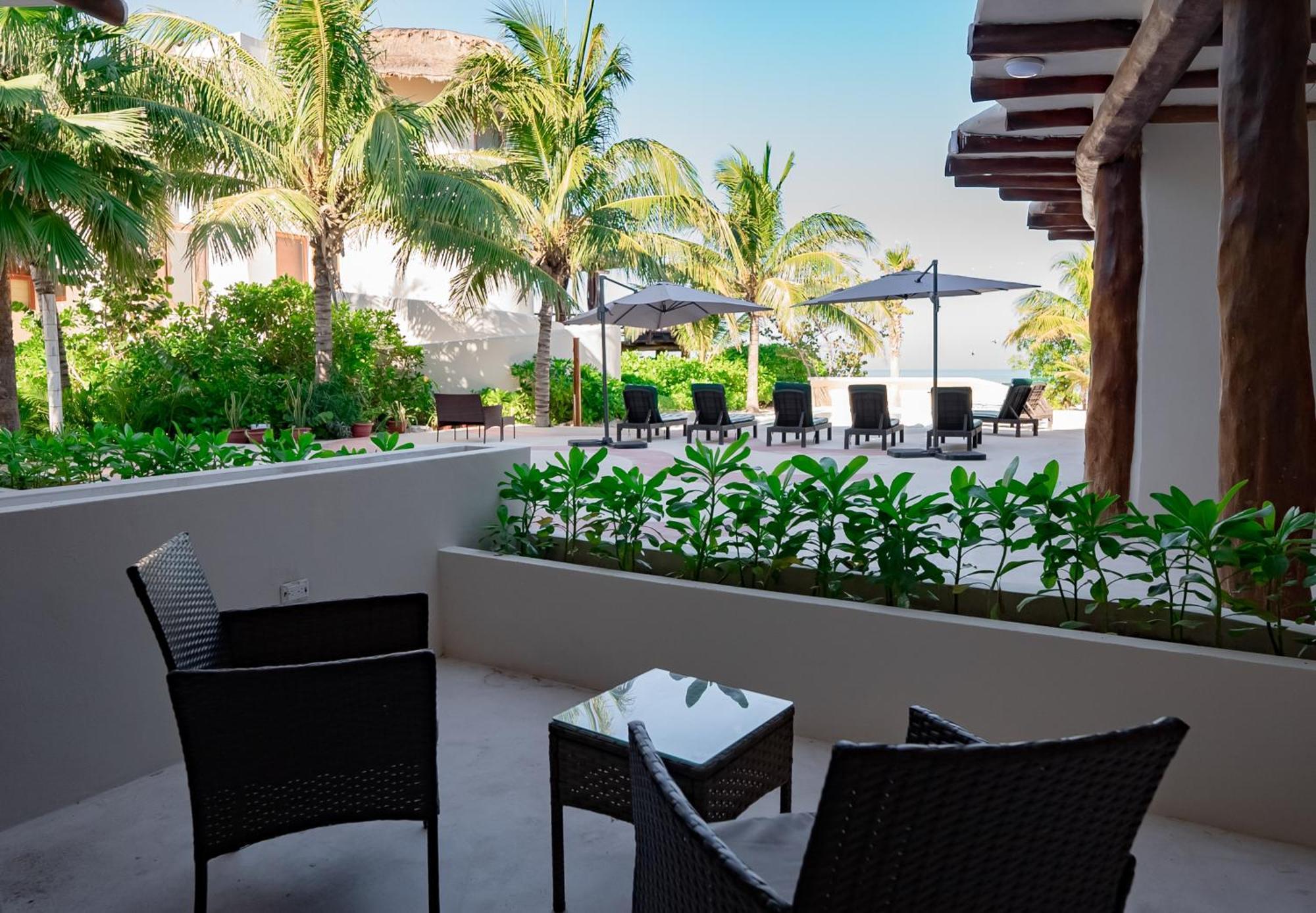 הולבוקס איילנד Beach Front Hotel Boutique Dk House מראה חיצוני תמונה